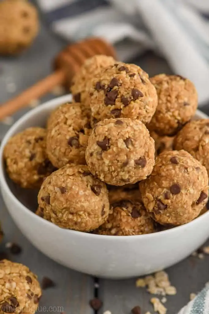 bowl of five ingredient no bake energy bites