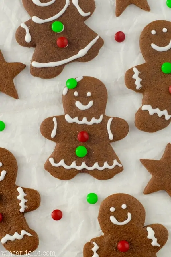 The Gingerbread Cookies are shaped as little people with a smilie face and mini M&Ms as little buttons. 