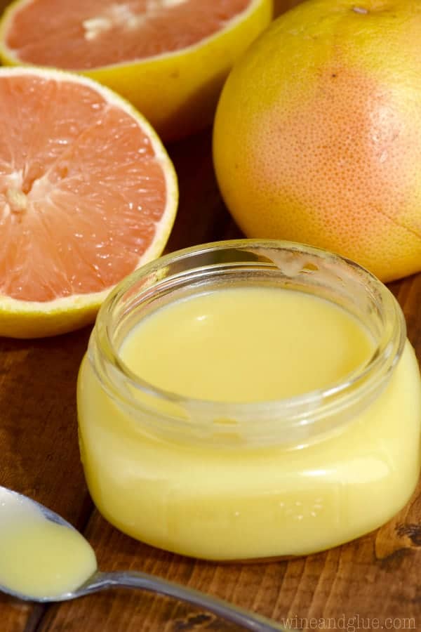 In a small mason jar, the Grapefruit Spread has a yellow pastel color. 