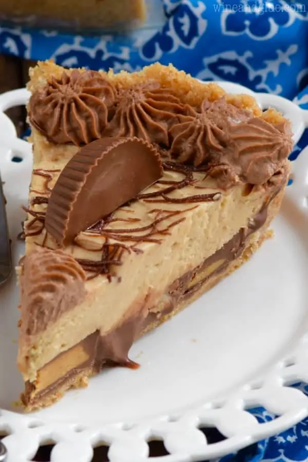 Peanut Butter Cup Pie has layer upon layer of creamy peanut butter deliciousness!  Peanut Butter Lovers, this easy peanut butter pie recipe is for you!