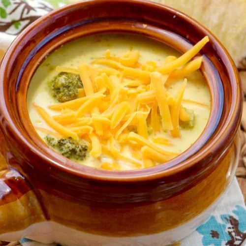 Slow Cooker Broccoli Cheddar Soup