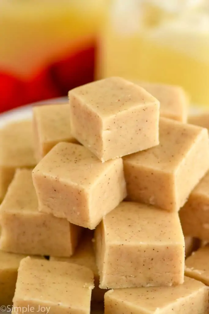 close up picture of eggnog fudge