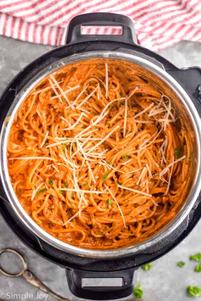 overhead of an instant pot full of creamy spaghetti