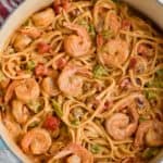 over head view of one pot shrimp fajita pasta - 15