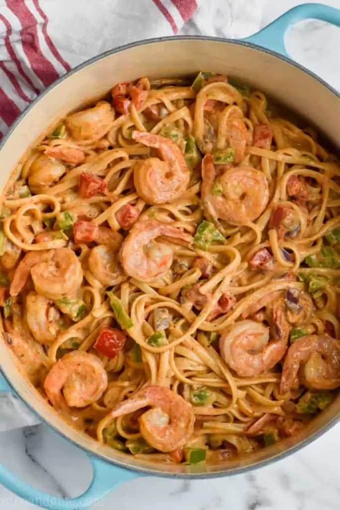 over head view of one pot shrimp fajita pasta 