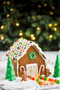 ginger bread house recipe fully decorated