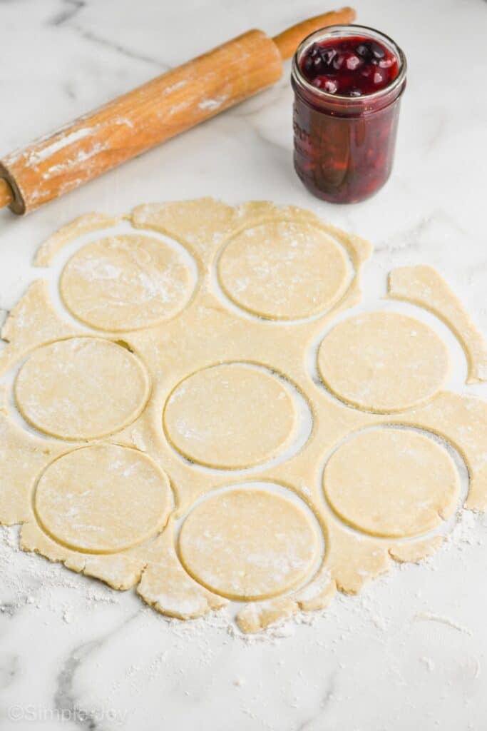 rolled out pie crust cut into 8 four inch circles
