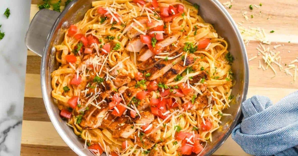 Cajun Chicken Alfredo - Simple Joy