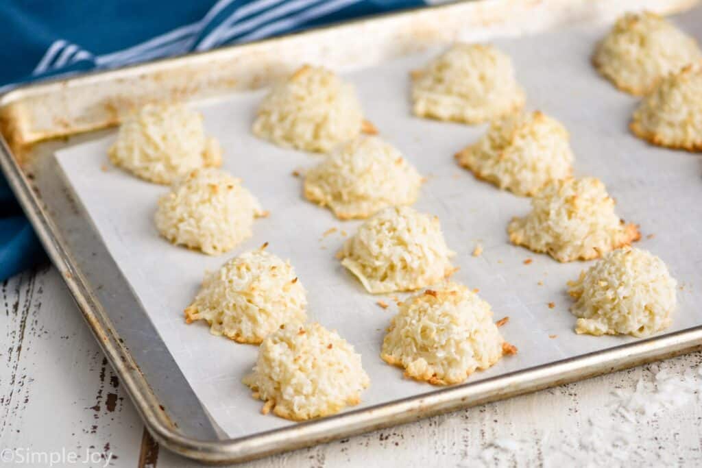 coconut macaroon cookies that have been baked on a cookie sheet