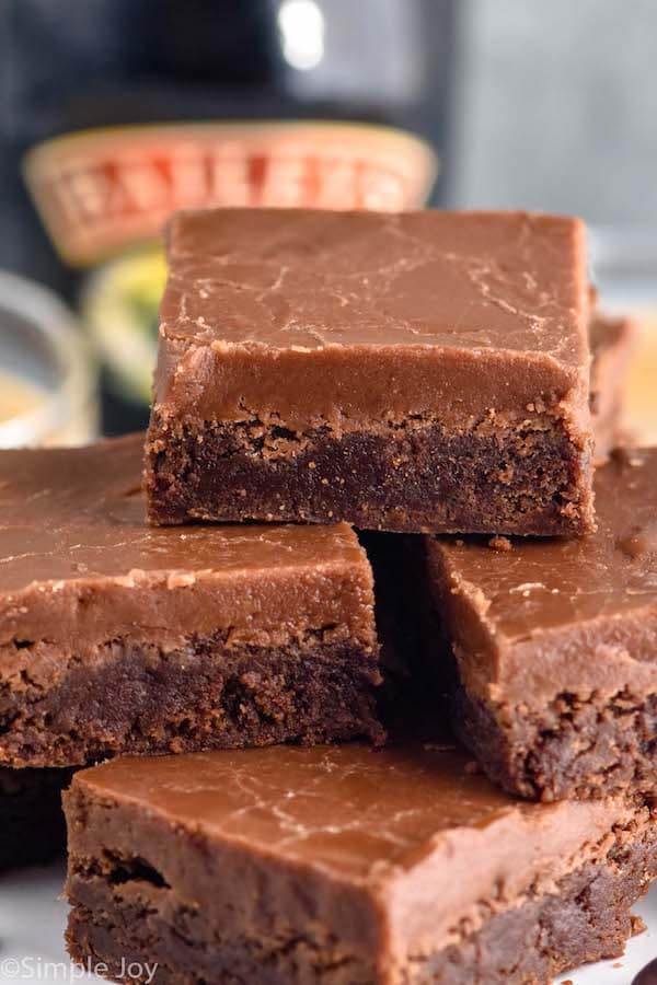 https://www.simplejoy.com/wp-content/uploads/2020/12/baileys-brownies-4-copy.jpg