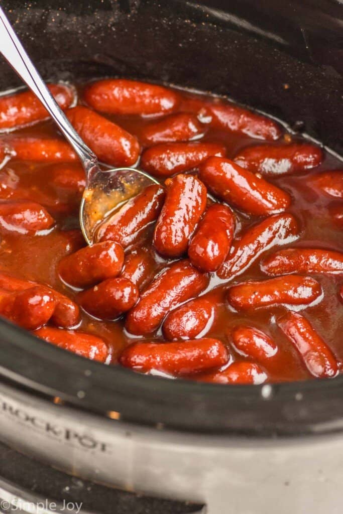 Easy Party Snacks: Crock Pot Lil Smokies + Video