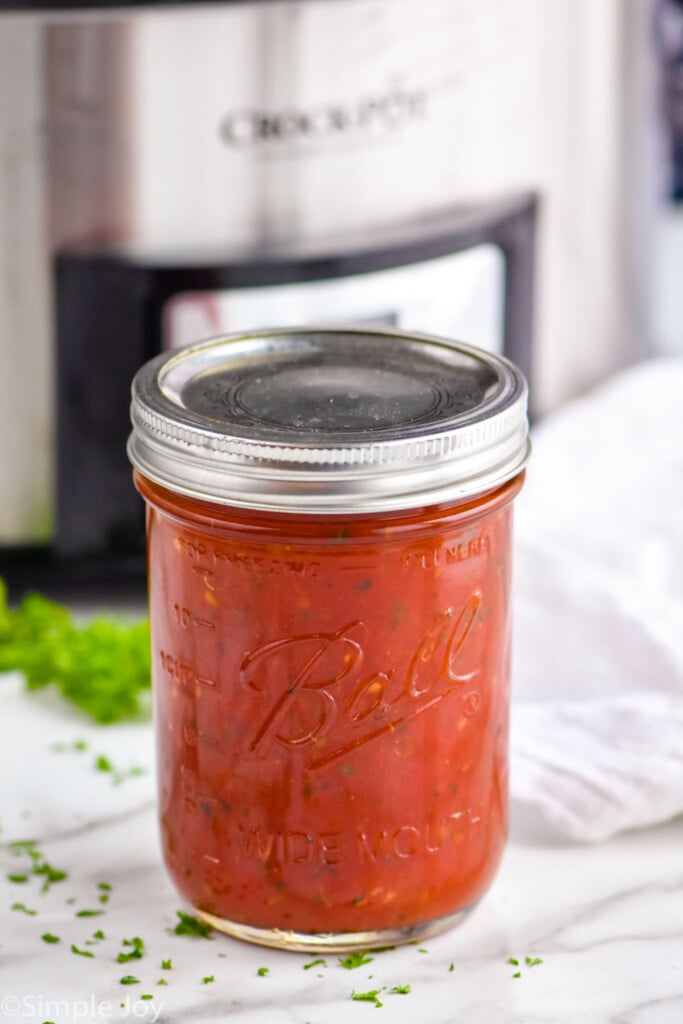mason jar with slow cooker spaghetti sauce