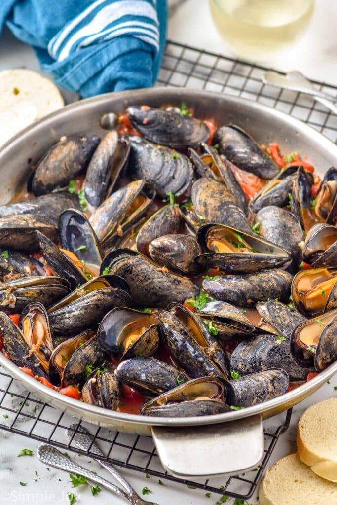 pan of cooked mussels ready for serving