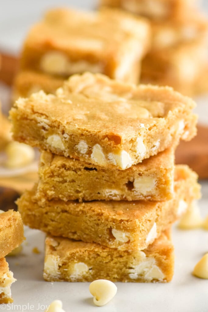 Side view of a stack of blondie brownies.