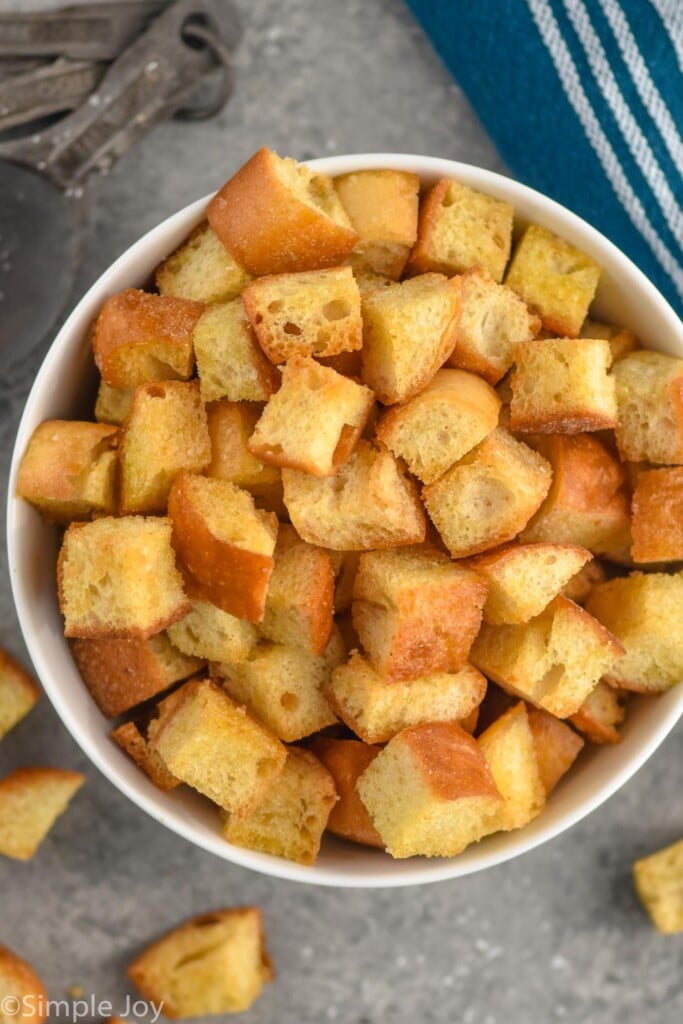 Overhead photo of bowl of Croutons