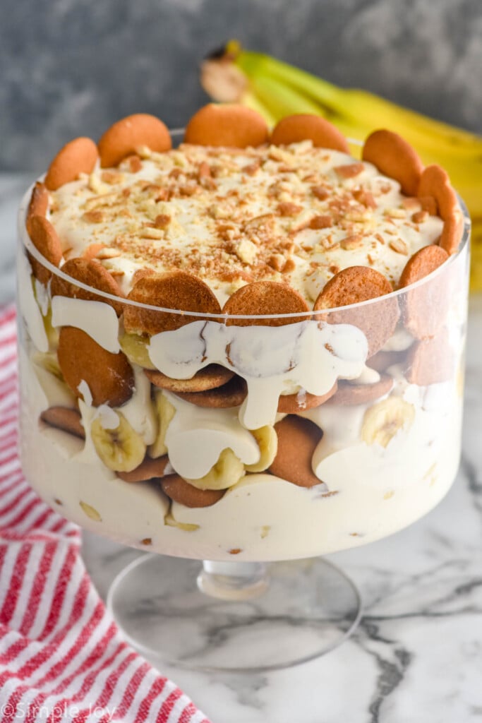 Banana Pudding with bananas beside