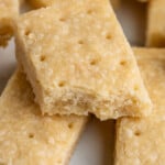Pinterest graphic for Shortbread Cookies.