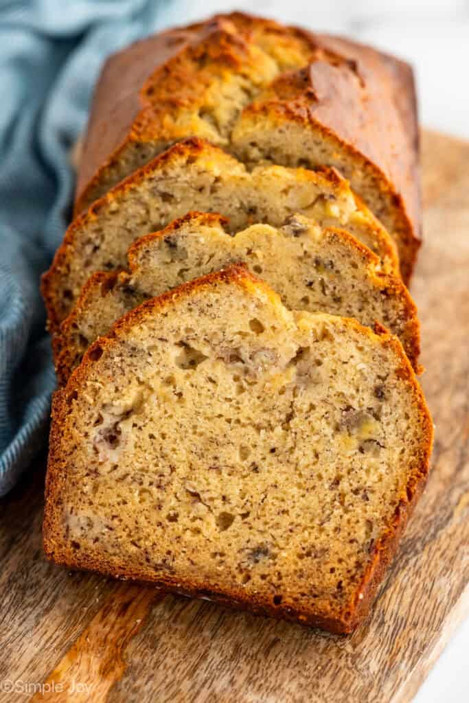 sliced banana bread